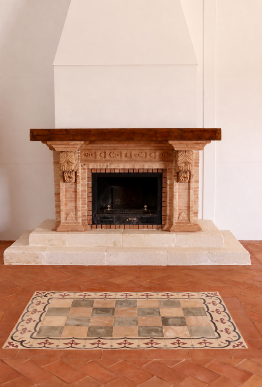 Ornamentación de chimenea en casa de campo
