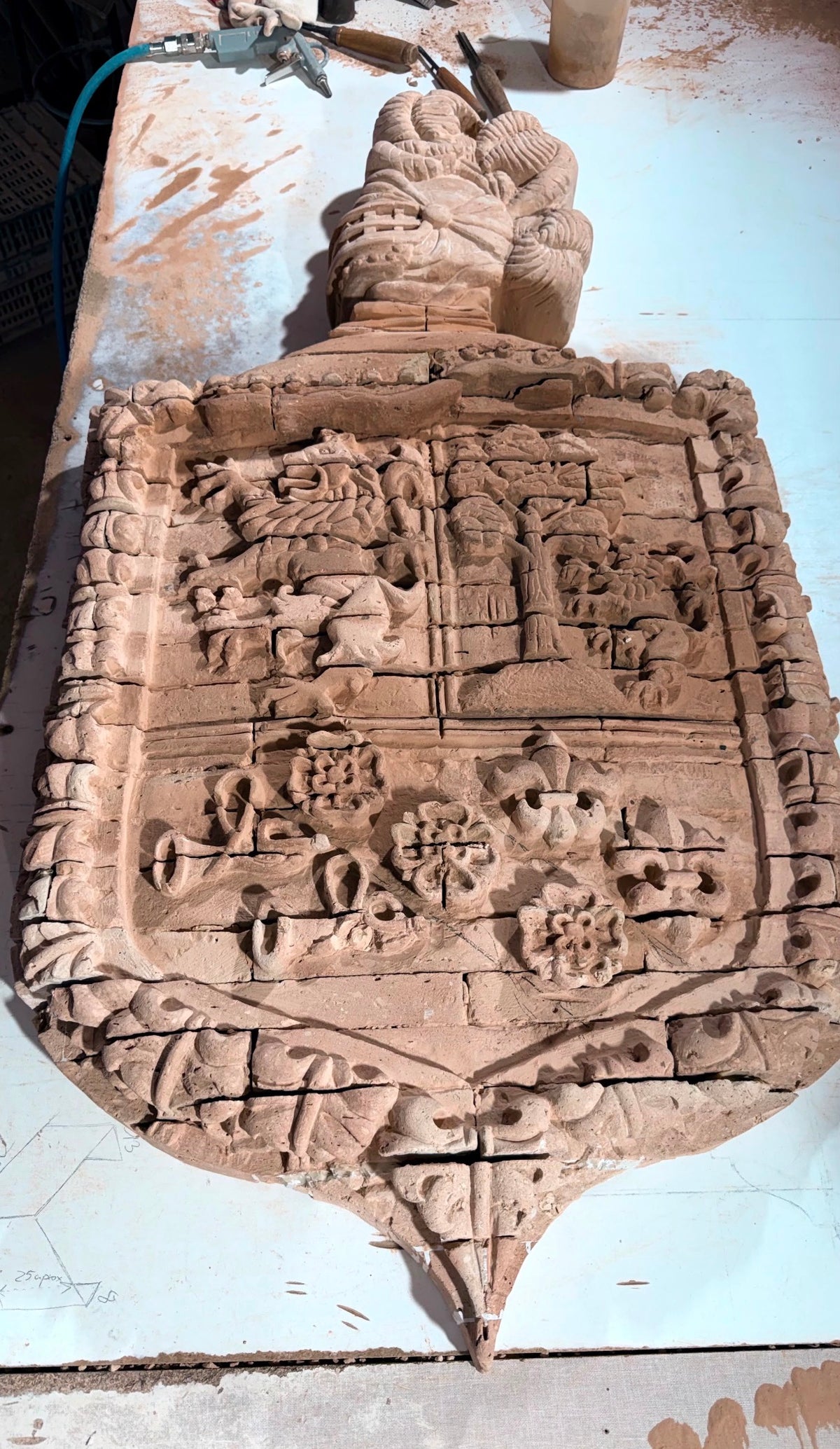 Escudo Verdugo Ruiz -Carrero Álvarez
